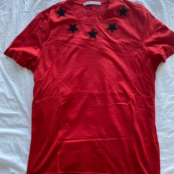 GIVENCHY T SHIRT - Picture 1 of 4